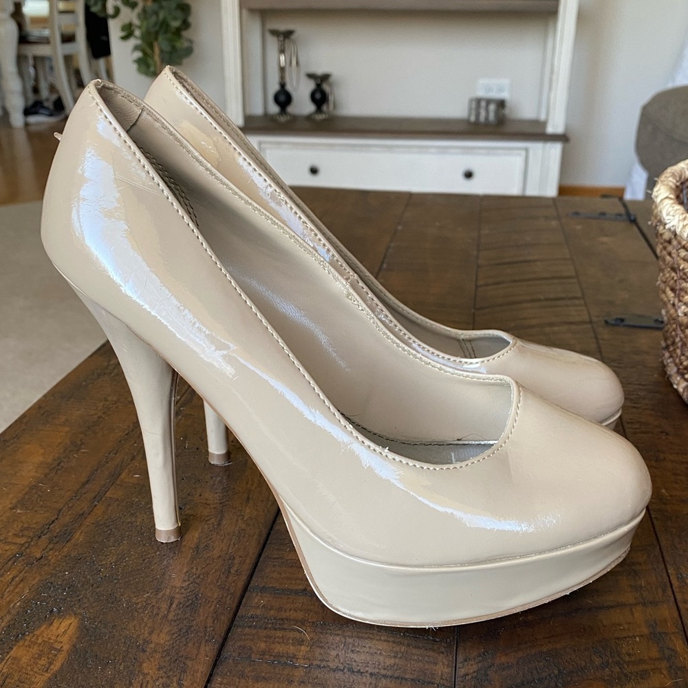 Nude platform heels